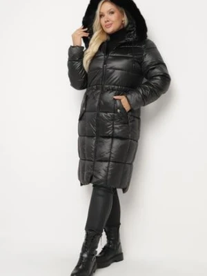 Czarna Pikowana Kurtka ze Ściągaczem w Talii i Odpinanym Futerkiem przy Kapturze Zemilae swest