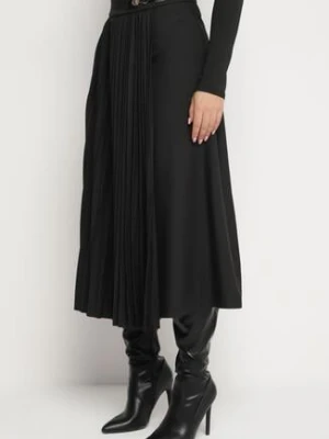 Czarna Rozkloszowana Spódnica Midi Plisowana z Klamerką Faelannia