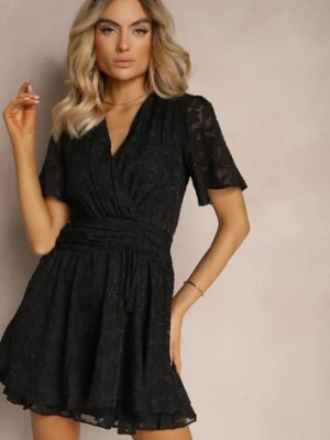Czarna Rozkloszowana Sukienka z Dekoltem Zapinanym na Napy Tarae retro & icone