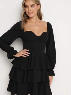 Czarna Rozkloszowana Sukienka z Falbankami i Bufiastymi Rękawami Semithara fashion