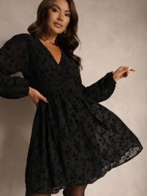Czarna Rozkloszowana Sukienka z Koronką i Półtransparentnymi Wstawkami Palabrine retro & icone