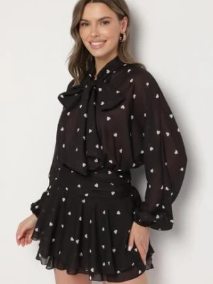 Czarna Rozkloszowana Sukienka z Rękawami Typu Nietoperz i Wiązaniem Miriviela allyson
