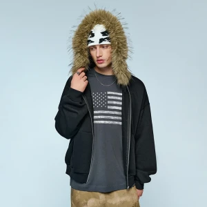 Czarna rozpinana bluza z kapturem i sztucznym futerkiem House