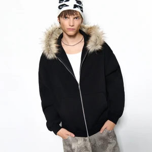 Czarna rozpinana bluza z kapturem ze sztucznym futerkiem House