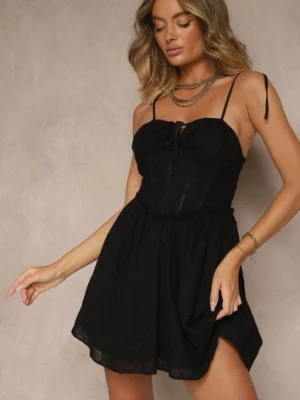 Czarna Rustykalna Sukienka Vices z Bawełny Zdobiona Haftem i Gorsetowym Wiązaniem Natisine