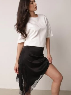 Czarna Satynowa Spódnica o Asymetrycznym Kroju z Koronką Arlivia bisou's project