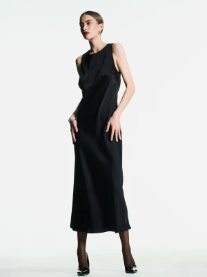 Czarna satynowa sukienka z wiskozy TARANKO