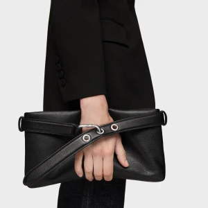 Czarna Skórzana Kopertówka Tous Hold - Tous