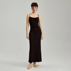 Czarna sukienka maxi bodycone na ramiączkach House