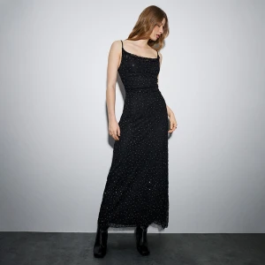 Czarna sukienka maxi z dżetami House