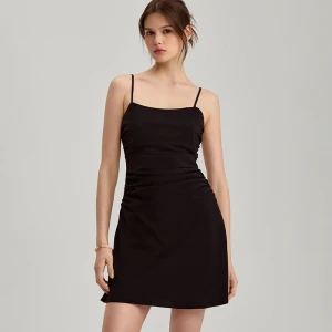 Czarna sukienka mini na ramiączkach House