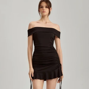Czarna sukienka mini z dekoltem off shoulder House