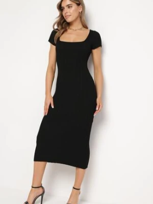 Czarna Sukienka o Dopasowanym Fasonie z Wycięciem na Plecach i Kwadratowym Dekoltem Vosalina rosa