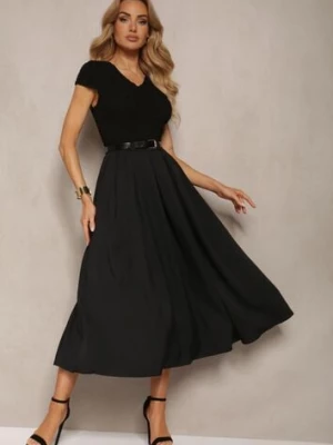 Czarna Sukienka o Rozkloszowanym Kroju z Krótkim Rękawem i Paskiem z Ekoskóry Frinna