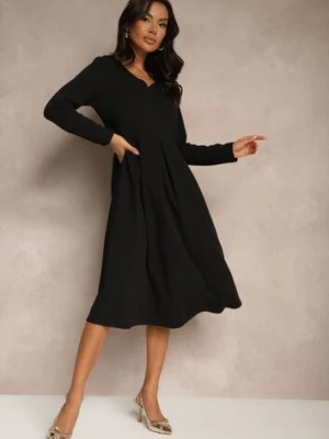 Czarna Sukienka o Rozkloszowanym Kroju z Trójkątnym Dekoltem Temivara new collection