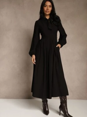 Czarna Sukienka Plisowana z Wiskozy Ozdobiona Wiązaniem Farrive unigirl