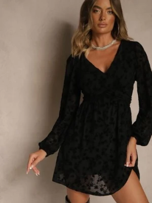 Czarna Sukienka Vices z Siateczkowej Tkaniny z Welurowym Printem w Kwiaty Erkelia