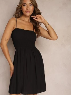 Czarna Sukienka z Bawełny na Ramiączkach o Rozkloszowanym Kroju z Marszczoną Górą Christten defox