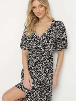 Czarna Sukienka z Bawełny Rozkloszowana w Kwiaty Esirive defox