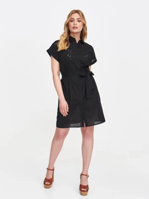 Czarna sukienka z haftem angielskim Top Secret