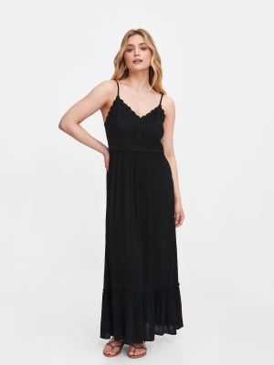 Czarna sukienka z haftowaną górą Top Secret