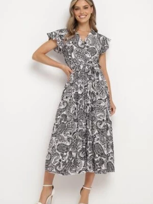 Czarno-Biała Sukienka z Kopertowym Dekoltem z Gumką w Talii i Materiałowym Paskiem Xelovia