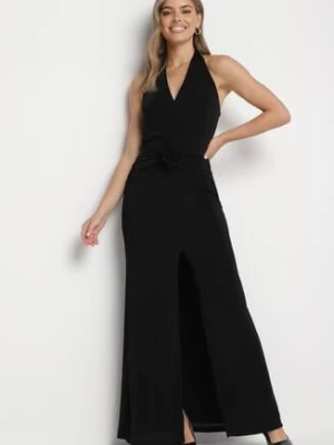 Czarna Sukienka z Odkrytymi Plecami i Ozdobnym Marszczeniem z Kwiatową Aplikacją Tarelisa elsa.m by may