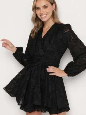 Czarna Sukienka z Ozdobnymi Niteczkami i Marszczeniem Forenamia retro & icone