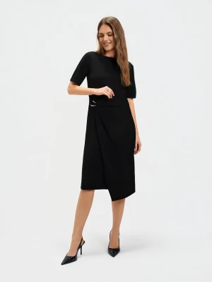 Czarna sukienka z węzłem Top Secret
