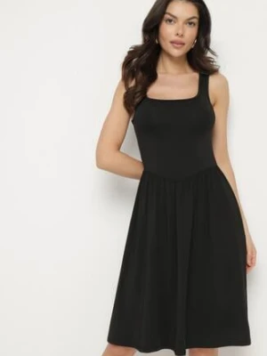 Czarna Sukienka z Wiskozą o Rozkloszowanym Kroju Edivane by swan