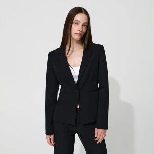 Czarna taliowana marynarka jednorzędowa House