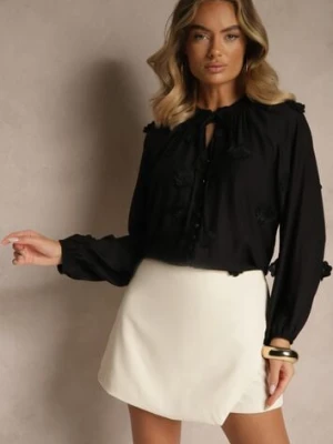 Czarna Wiskozowa Koszula z Aplikacjami w Kształcie Kwiatów i Wiązaniem Sadelaria elsa.m by may