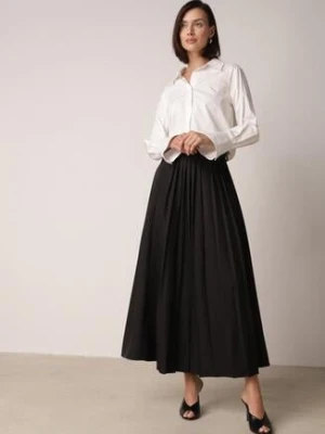 Czarna Wiskozowa Spódnica o Rozkloszowanym Kroju z Paskiem z Klamrą Lawedisa elsa.m by may