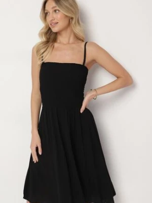 Czarna Wiskozowa Sukienka Rozkloszowana na Ramiączkach Fillanta fresh made