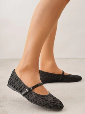 Czarne Balerinki z Ażurowym Wzorem i Paskiem Astethera