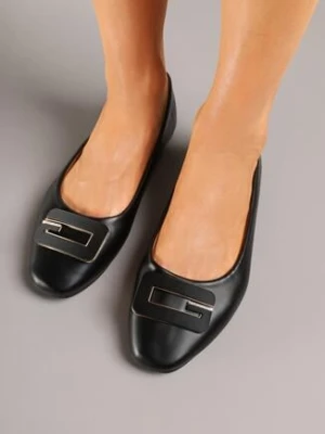 Czarne Balerinki z Geometryczną Ozdobą Vialle seastar