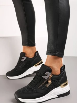 Czarne Błyszczące Sneakersy na Koturnie z Metalicznymi Detalami i Sznurowaniem Teissa