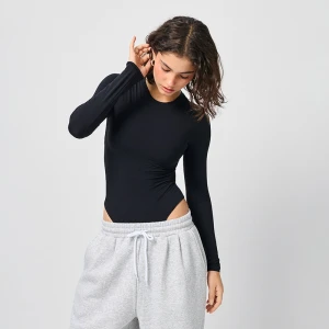 Czarne body ULTRAFLEX z długim rękawem House