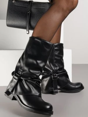 Czarne Botki Bikery z Wywiniętą Cholewką z Marszczeniem i Klamrą Fenilea ballada