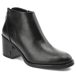 Zdjęcie produktu Czarne Botki Carinii Eleganckie Obuwie Damskie