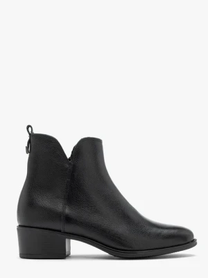 Czarne botki damskie z ozdobną cholewką Ryłko