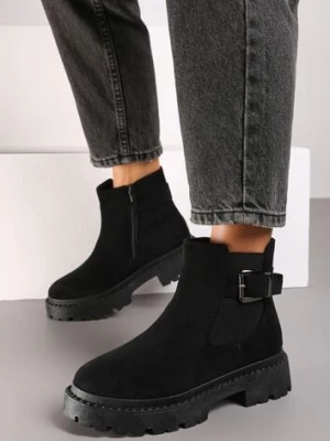 Czarne Botki na Płaskiej Podeszwie z Metaliczną Klamrą Tarlana