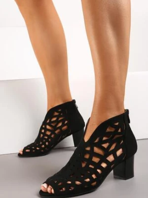 Czarne Botki na Słupku ze Skórzaną Wkładką z Ażurową Cholewką i Otwartym Noskiem Noobiria