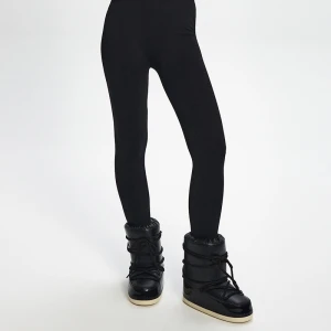 Czarne botki śniegowce z wiązaniem House