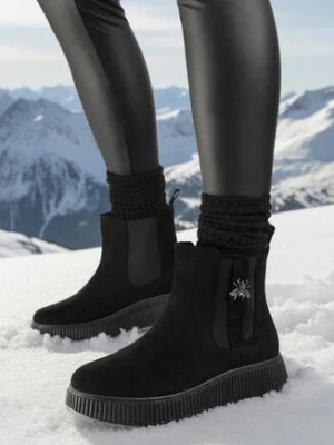 Czarne Botki Sztyblety na Platformie z Metalowym Detalem przy Cholewce Danellia