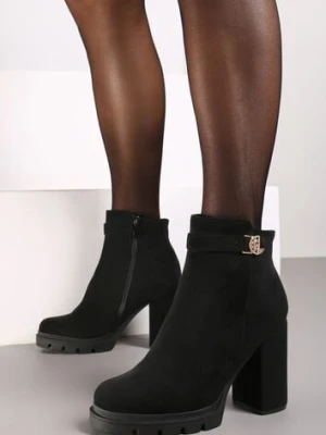 Czarne Botki Sztyblety na Słupku Ozdobione Metaliczną Wstawką Naviraena