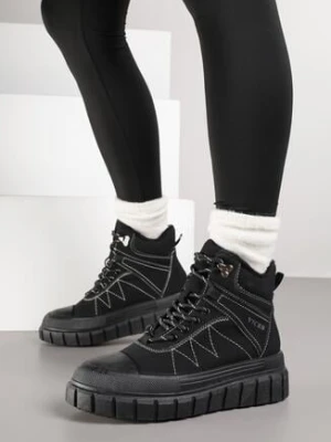 Czarne Botki Trapery Vices na Grubej Tłoczonej Podeszwie z Przeszyciami Amarrise