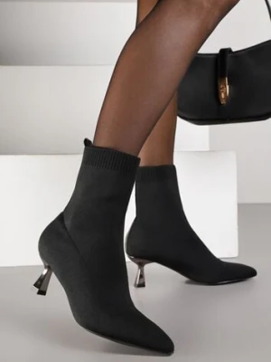 Czarne Botki Vices na Metalicznej Kaczuszce z Elastyczną Cholewką Vamile