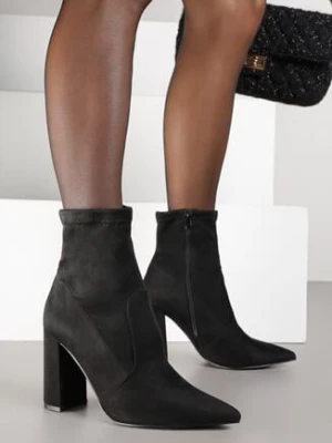 Czarne Botki Vices z Imitacji Zamszu na Słupku z Noskiem w Szpic Tadeina