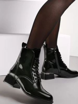 Czarne Botki w Stylu Trzewików z Lakierowanym Efektem Bebotta vices